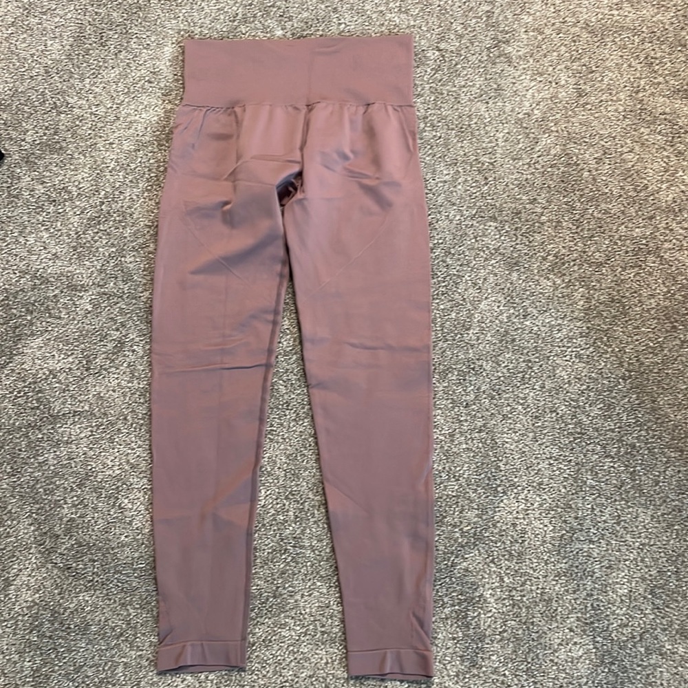 Shein Women’s Medium Leggings